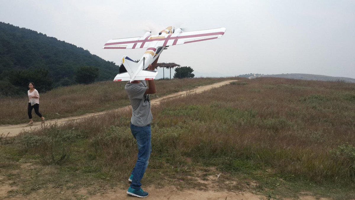 無(wú)人機(jī)技術(shù)