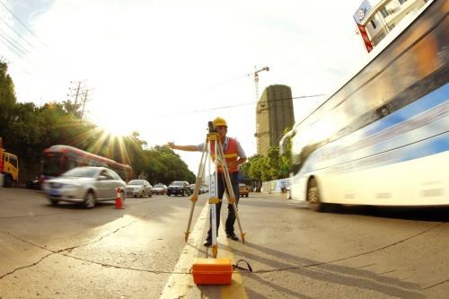 �y�L�Y�|(zh��)�D׌�M��